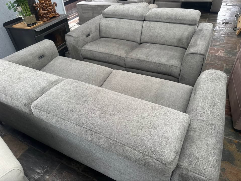 Koala 3+2 Electric Recliner Sofa Set | Less Than 1 Year Old