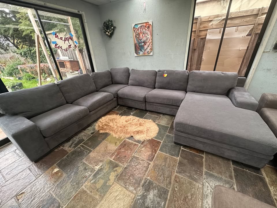 Large Dark Grey Modular Sofa with Chaise