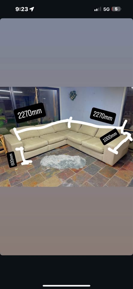 Modern Cream L-Shape Sofa photo 4