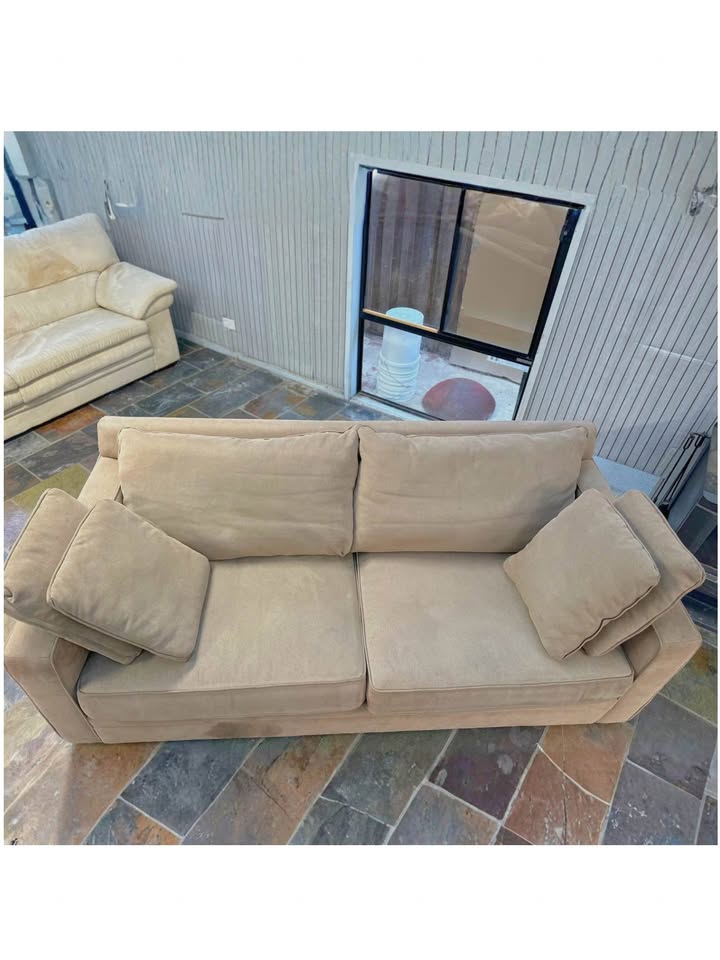Freedom Sofa – Free Delivery photo 4
