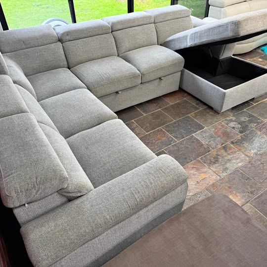 Modern 6–7 Seater Lounge with Pull-Out Bed