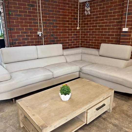 5–6 Seater L-Shaped Sofa